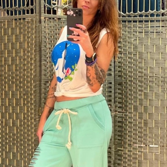 Space Odyssey Cropped Twist Front Tank Yoga Bitch NWT - Picture 5 of 10